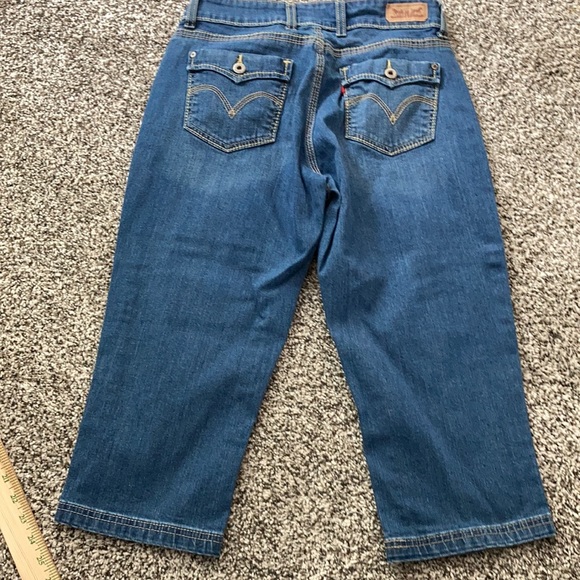 Levi’s Crop Jeans Size 8 - Picture 8 of 8